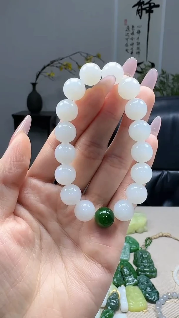 未镶嵌和田玉挂件12