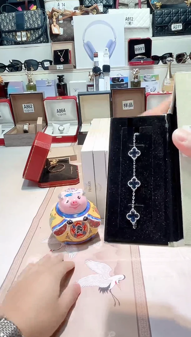 瓷片瓷器 库房到期 全部地板价@@1