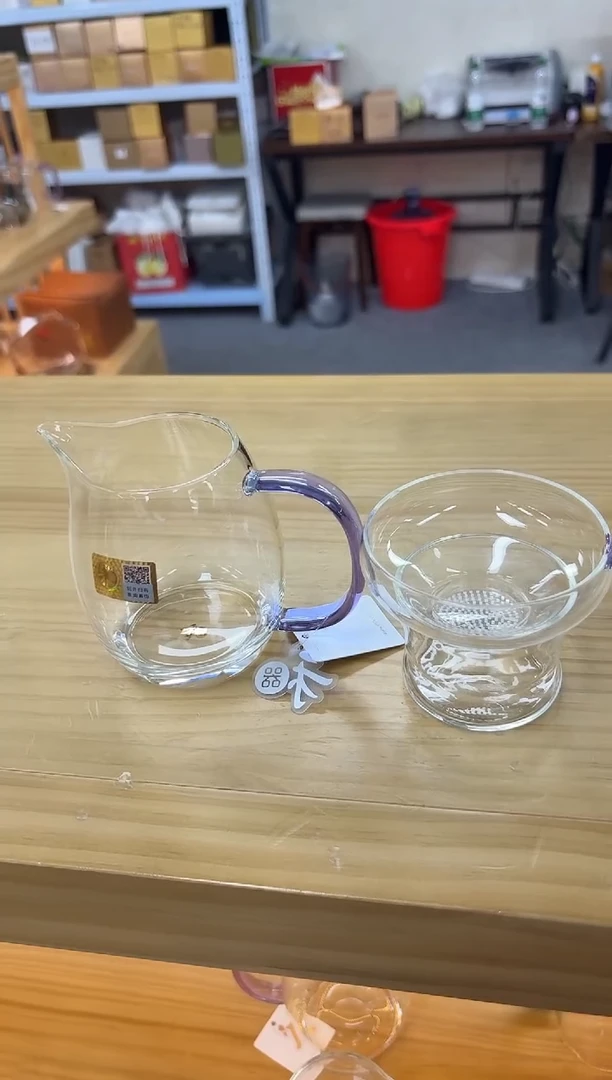 禾器澄然茶海浅紫色+器禾堂奉珠茶漏浅紫色