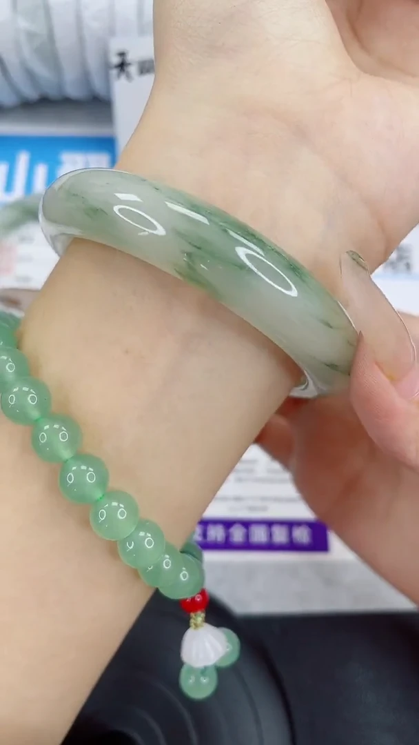 未镶嵌手镯石英质玉87-53/54