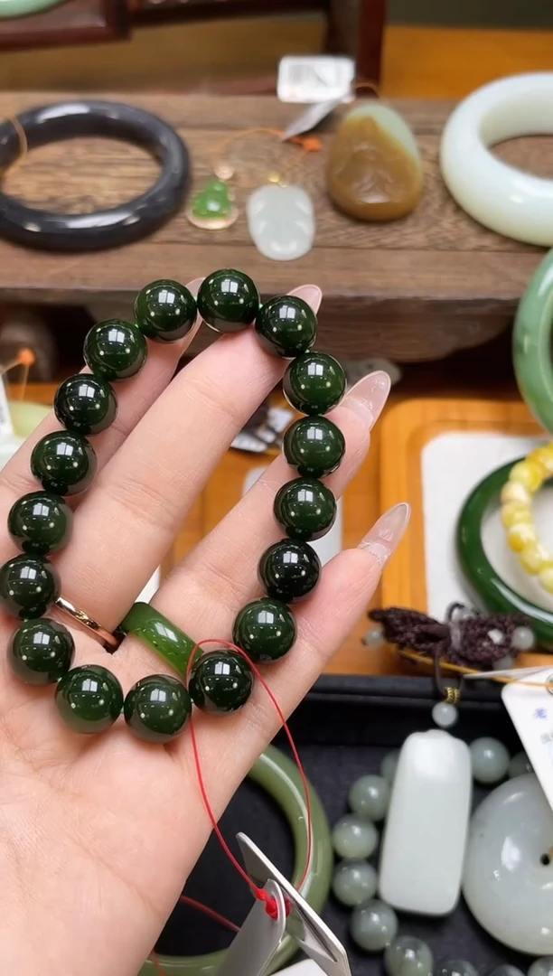 未镶嵌手串和田玉卡12俄七碧玉 圆珠 多样性发一