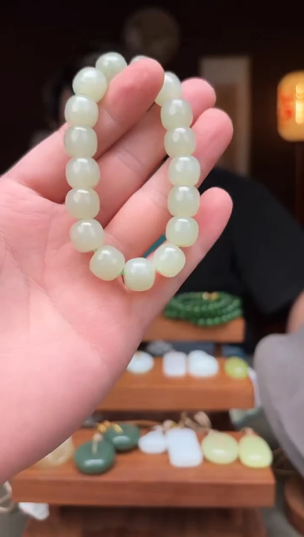 未镶嵌和田玉挂件焦**风ff28-手串