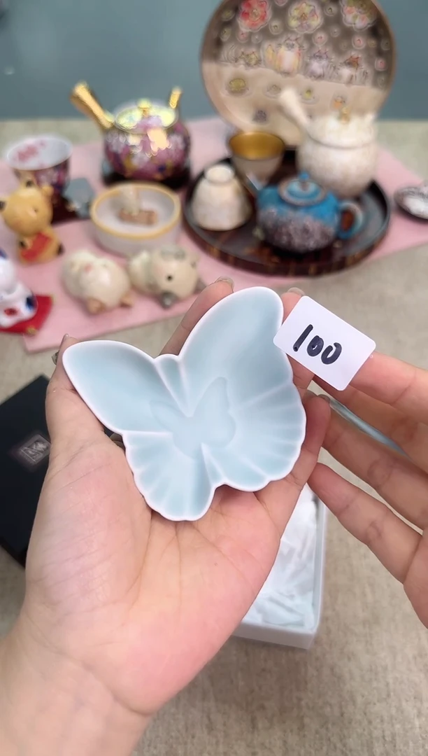 瓷片泡泡家的瓷器真好看