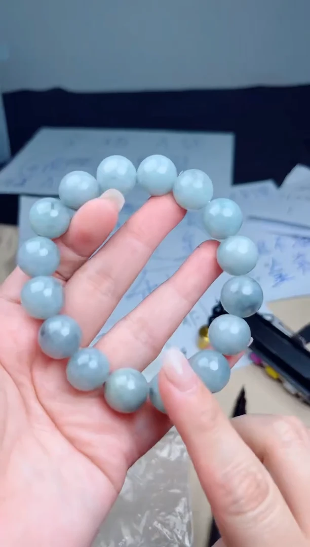 定制翡翠未镶嵌珠串