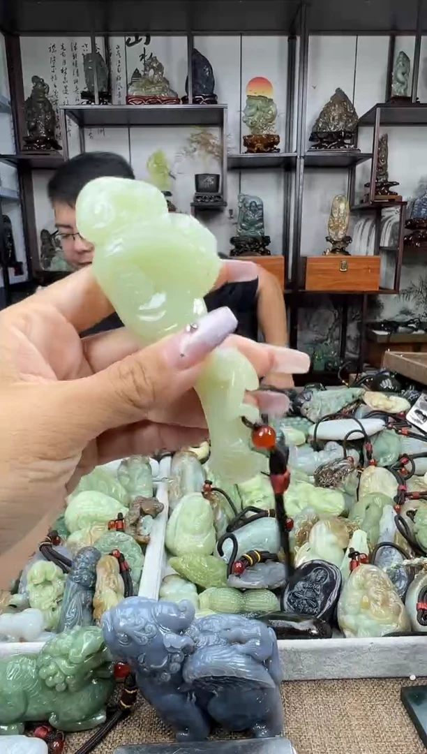 未镶嵌和田玉把件1