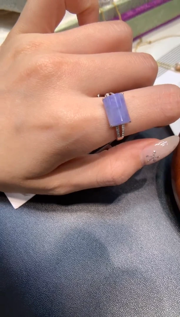 18K金镶嵌戒指翡翠戒指14圈上下两个圈口免费改