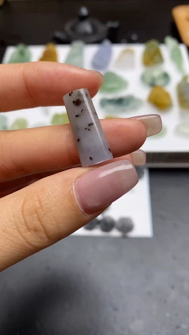 【闪购商品】定制翡翠未镶嵌翡翠毛货~