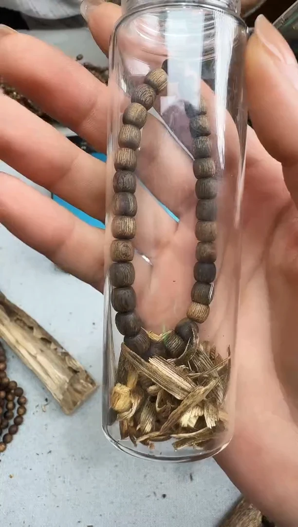 沉香沉香碎屑06鼓沉水静静沉香甄选多样性发一