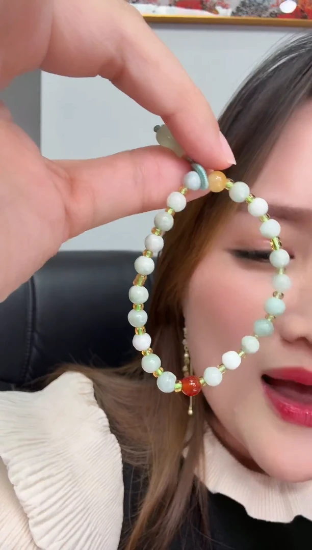 颈饰未镶嵌翡翠天然翡翠-1