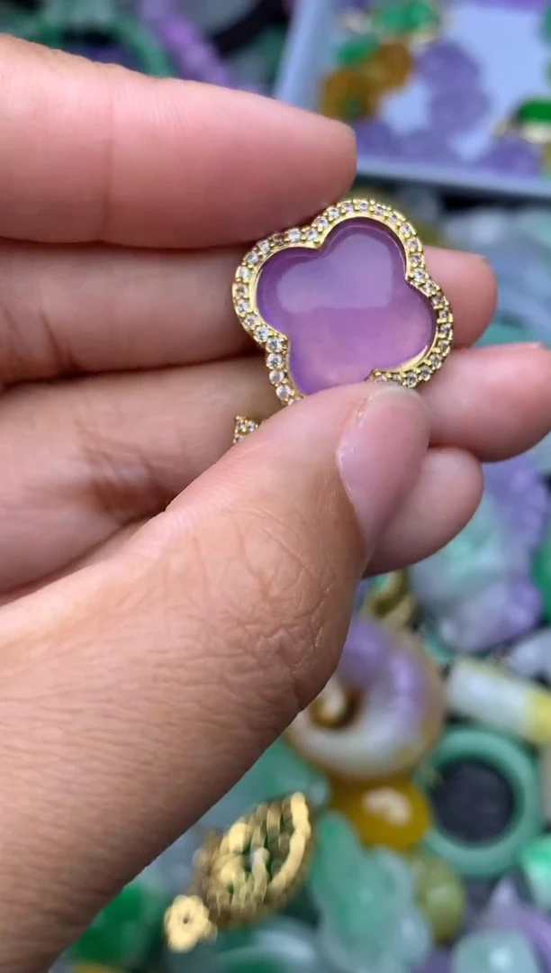 颈饰未镶嵌翡翠天然缅甸翡翠吊坠