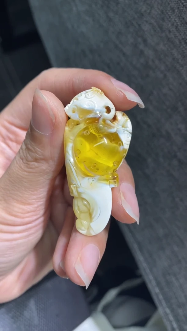 未镶嵌蜜蜡裸石（静）金漆白吊坠