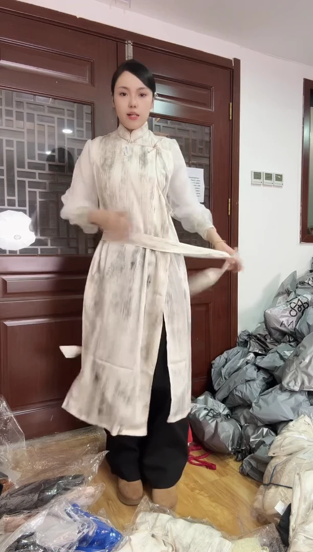 裙子  M   110斤以里