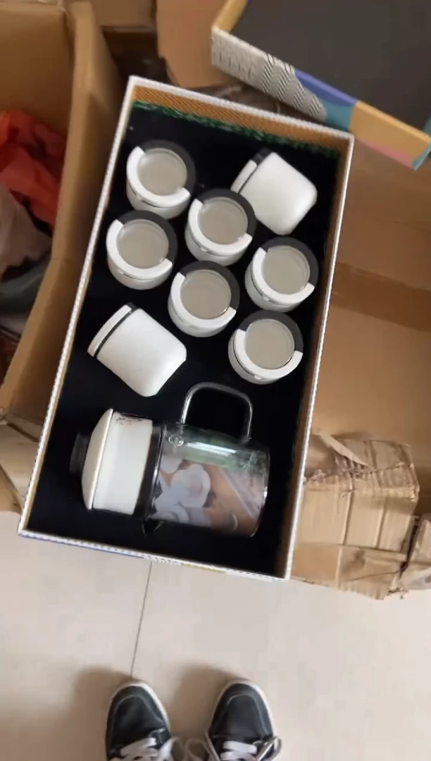 无运费险有瑕疵的摄影的产品有使用过的痕迹有点脏介意勿拍