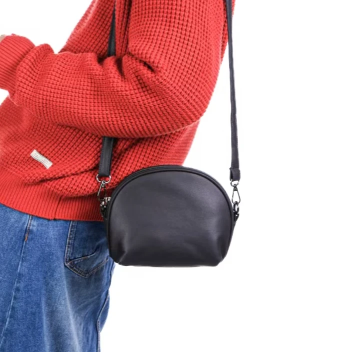 无则艺【贝壳包】百搭便携黑贝壳单肩贝壳斜挎包半圆