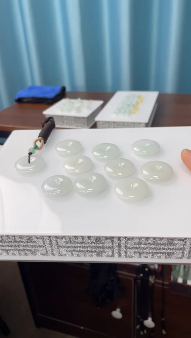 翡翠未镶嵌吊坠(不含链)大平安扣多样性发其一