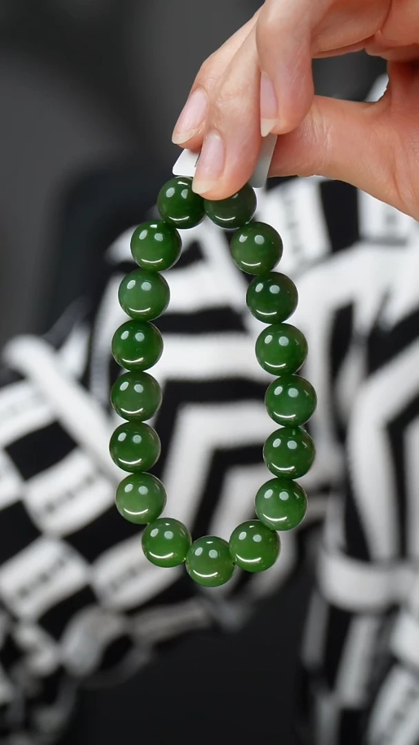 未镶嵌手链和田玉1