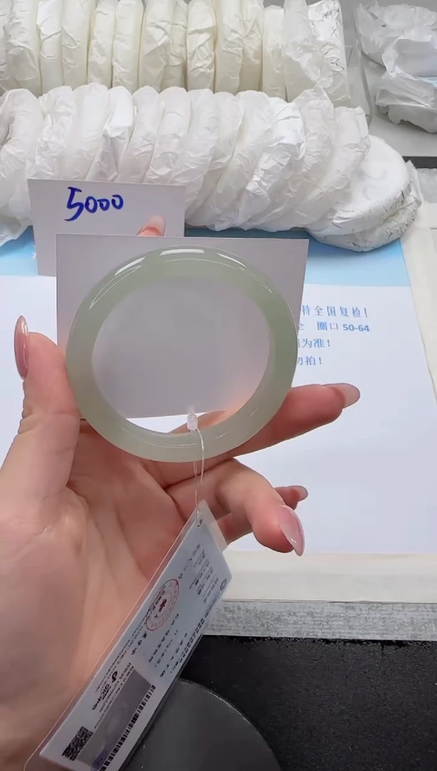 未镶嵌手镯石英质玉77-55