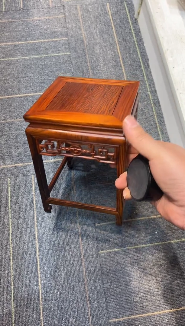 【闪购商品】红酸枝木类端景台060