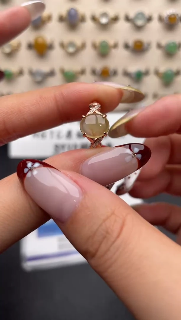 银S925镶嵌戒指翡翠一物一证一礼盒