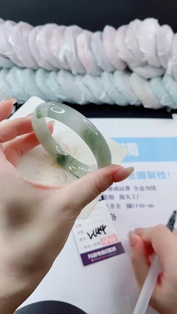 未镶嵌手镯石英质玉多样性发货V144
