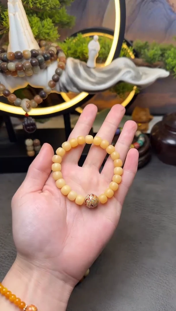 【闪购商品】菩提根/象牙果手串干磨高钙奶香槟色大漆