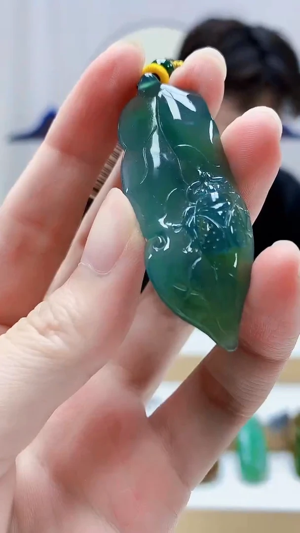 未镶嵌定制翡翠5145zm-毛货挂件11