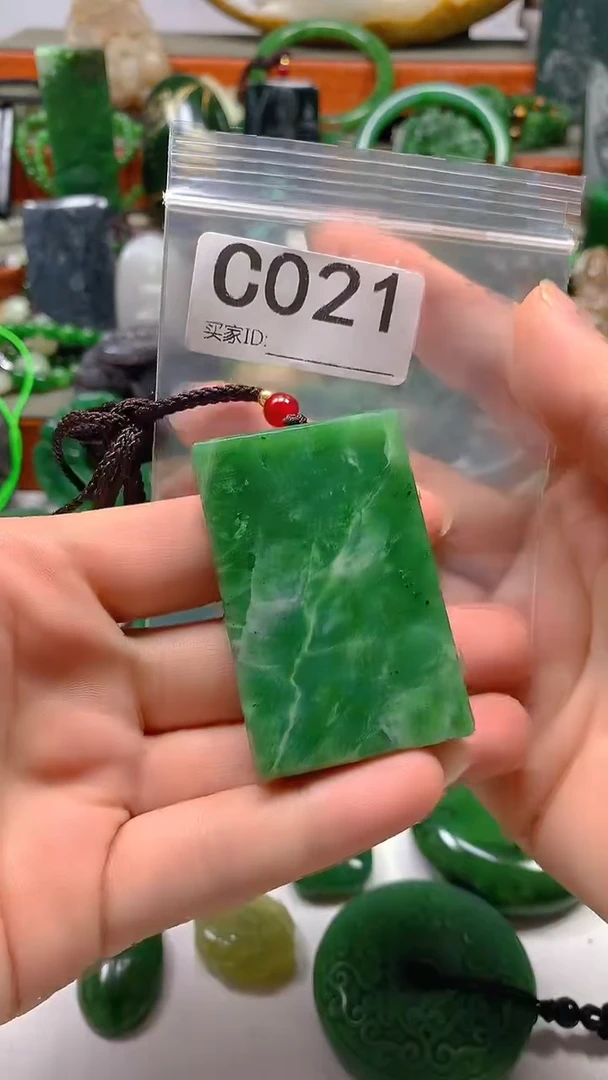 和田玉未镶嵌珠宝半成品1