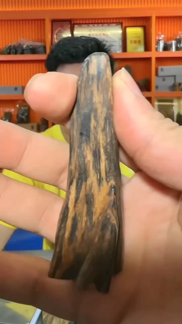 沉香手把件164号红土多样性发一