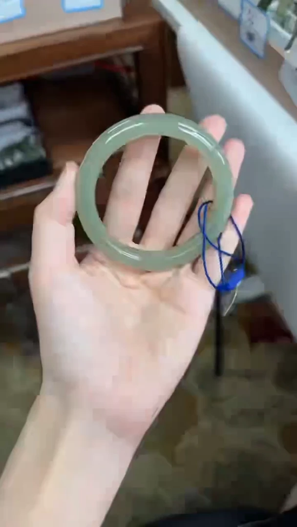 未镶嵌手镯和田玉56