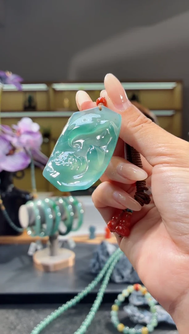 吊坠(不含链)未镶嵌翡翠花牌