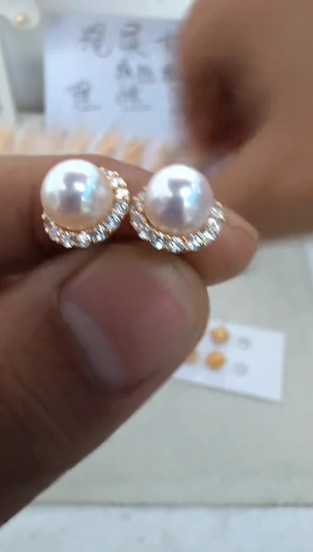 【闪购商品】海水珍珠耳饰银S925镶嵌耳钉