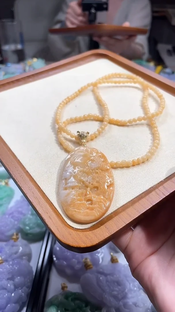 【闪购商品】翡翠颈饰未镶嵌吊坠