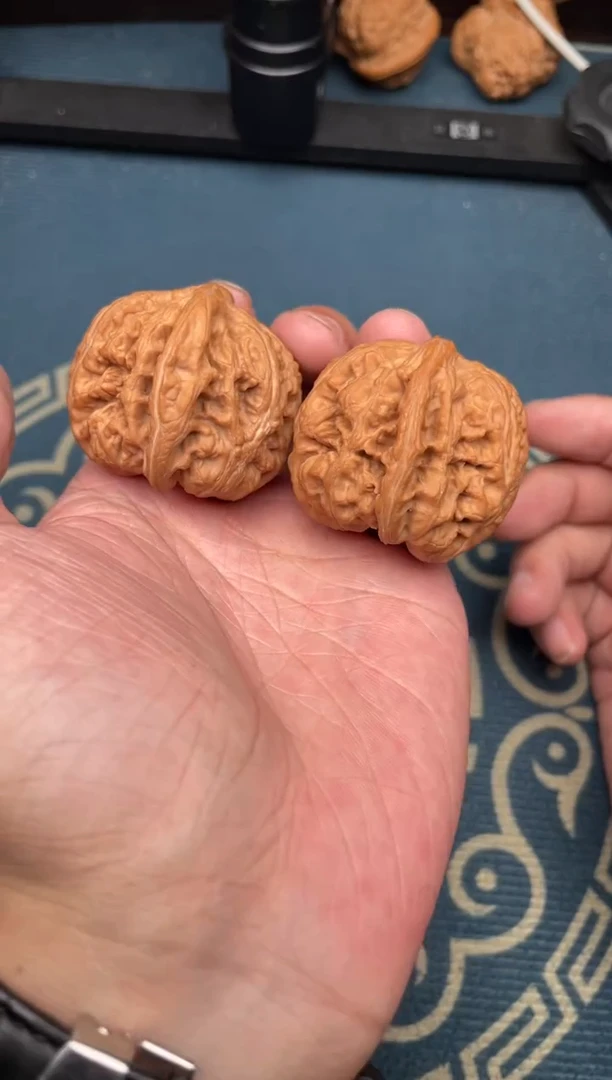 文玩核桃吊坠粗筋42