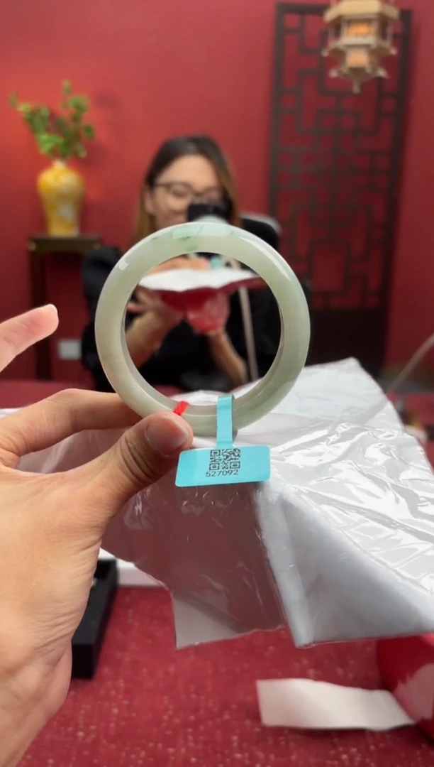 未镶嵌手镯翡翠翡翠手镯1