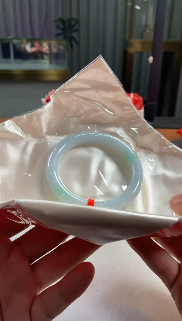 未镶嵌定制翡翠5079毛货不退不换 58-60圈