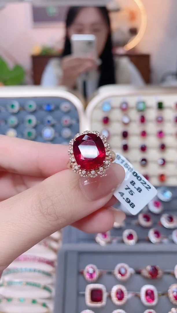 18K金镶嵌碧玺戒指碧玺8.8CT