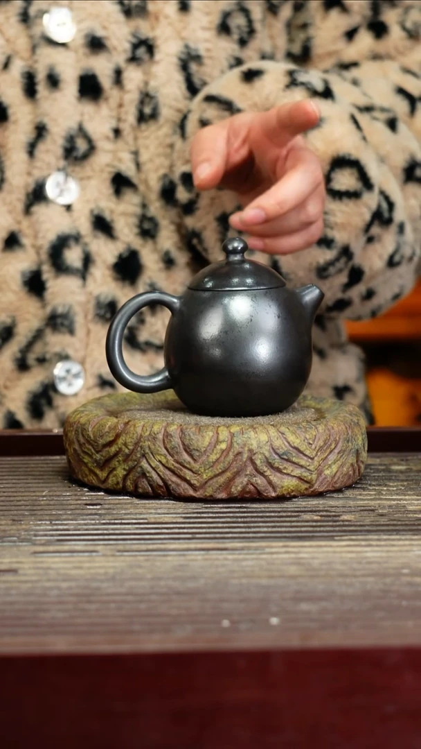 宜兴原矿紫砂壶茶壶宜兴原矿紫砂壶茶壶180C