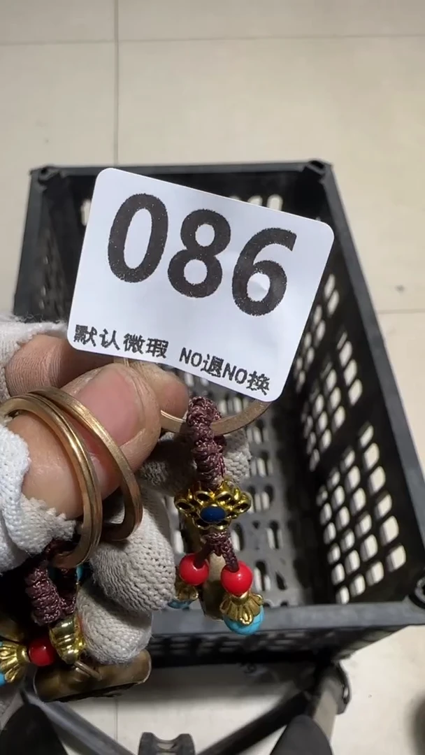 瓷片美****粉亿容工艺品086