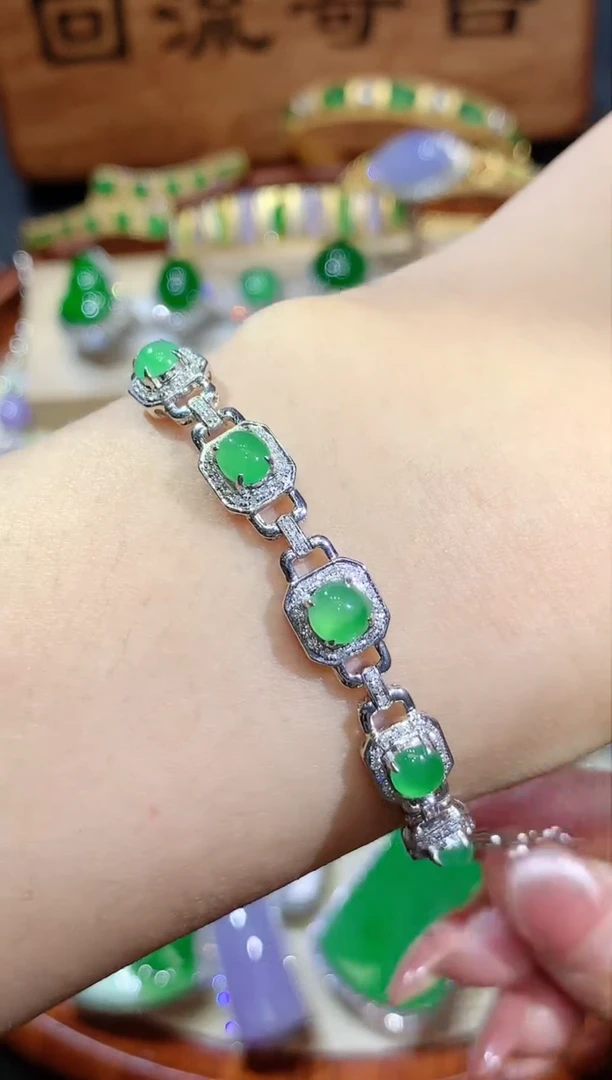 定制翡翠18K金镶嵌26团购