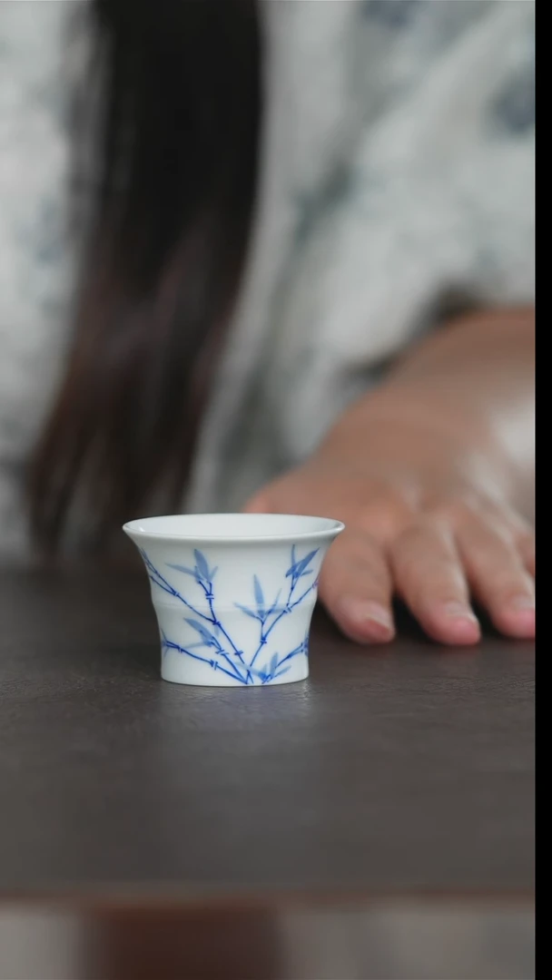 青花竹子竹节杯