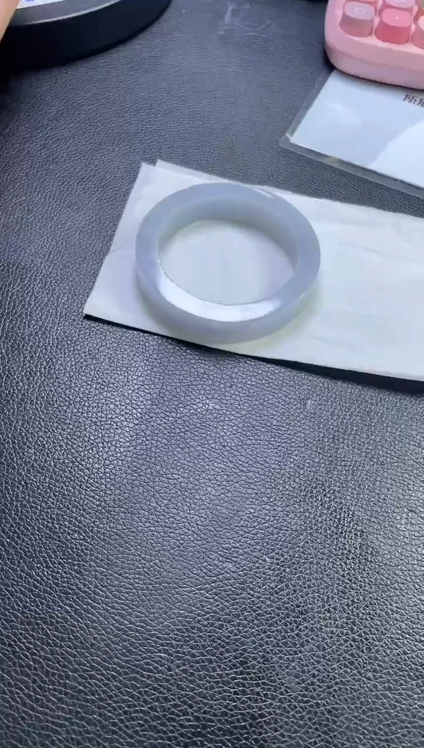 未镶嵌手镯定制翡翠知****2手镯