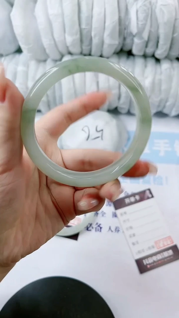 【闪购商品】石英质玉手镯未镶嵌1068660415-62多样性发货