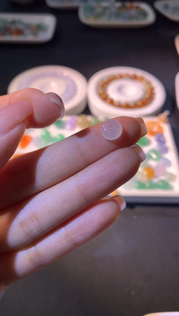 【闪购商品】定制翡翠未镶嵌珠2