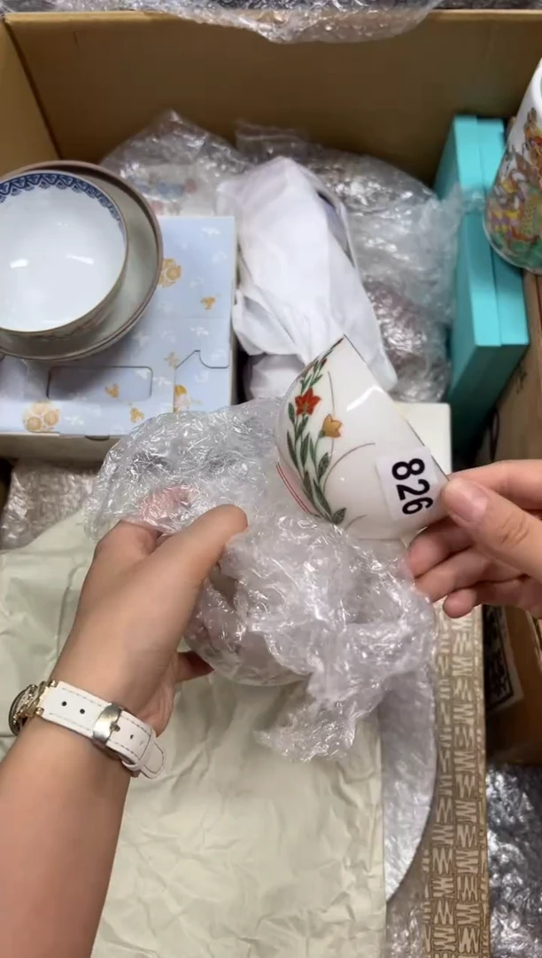 瓷片渣**?+826中古商品谨慎参拍