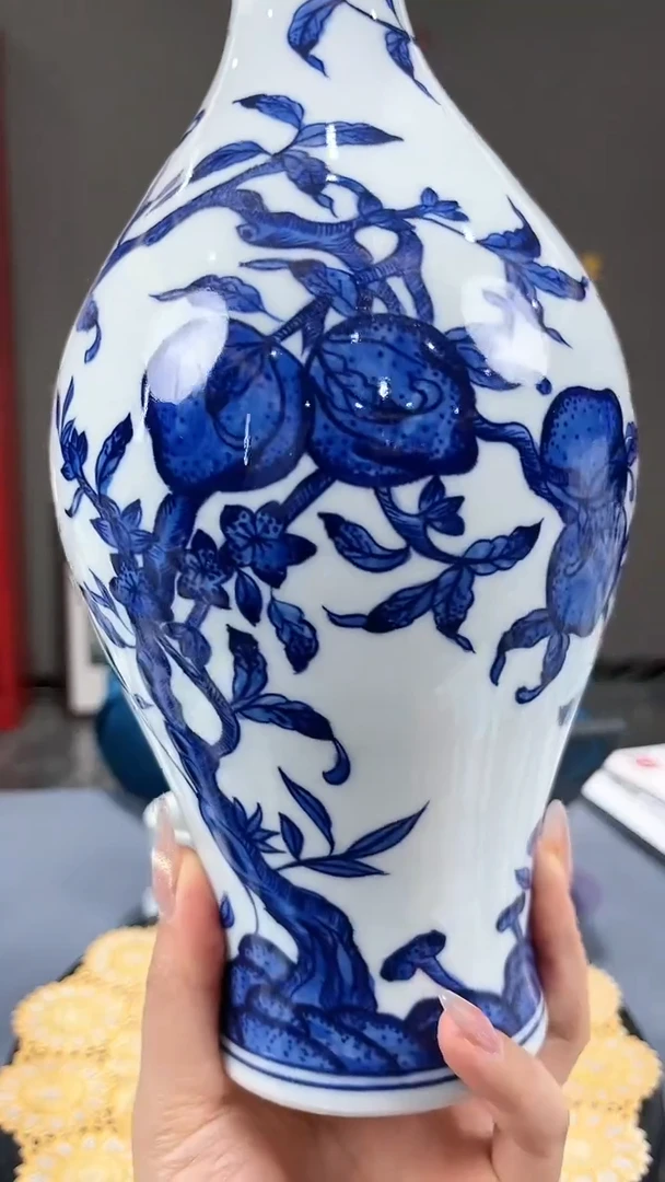 【闪购商品】官窑瓷画院492官窑瓷画院九桃五福赏瓶