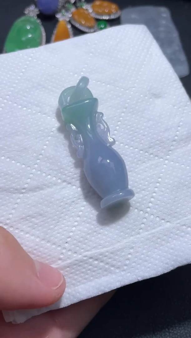 颈饰未镶嵌翡翠8.......