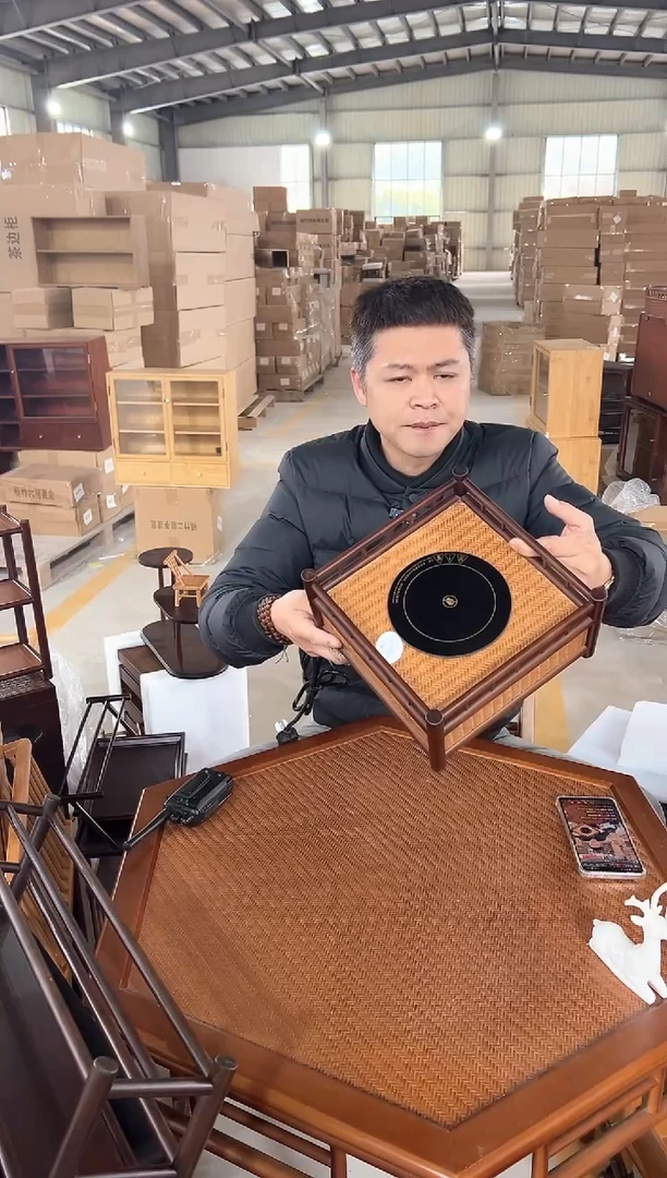 【闪购商品】四角带围栏，浅色，电陶炉电陶炉