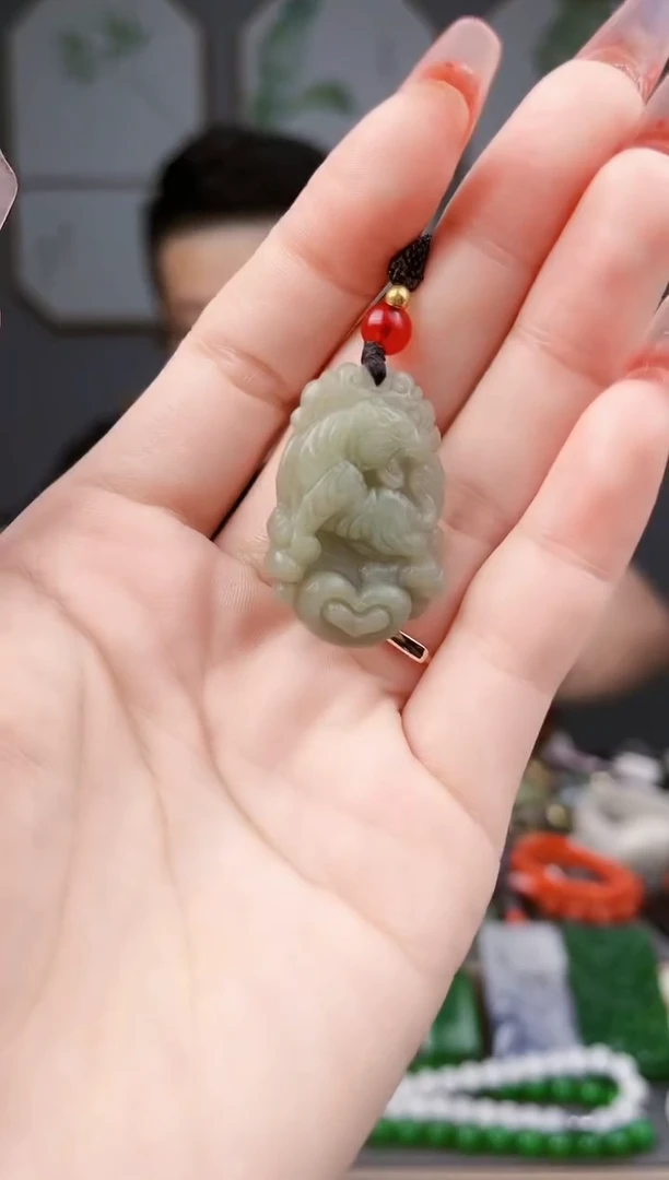 和田玉未镶嵌颈饰多样性发货  拍一单发一个