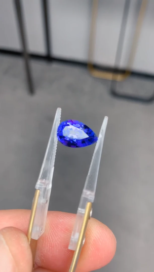 未镶嵌裸石坦桑石3.9ct 坦桑石