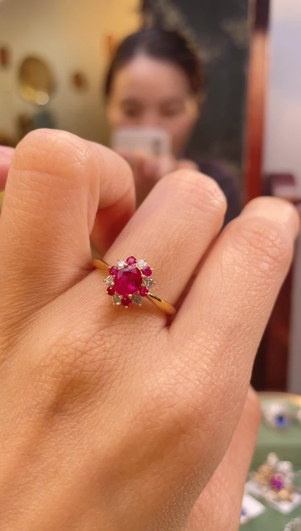 【闪购商品】红宝石戒指18K金镶嵌主石：0.66ct